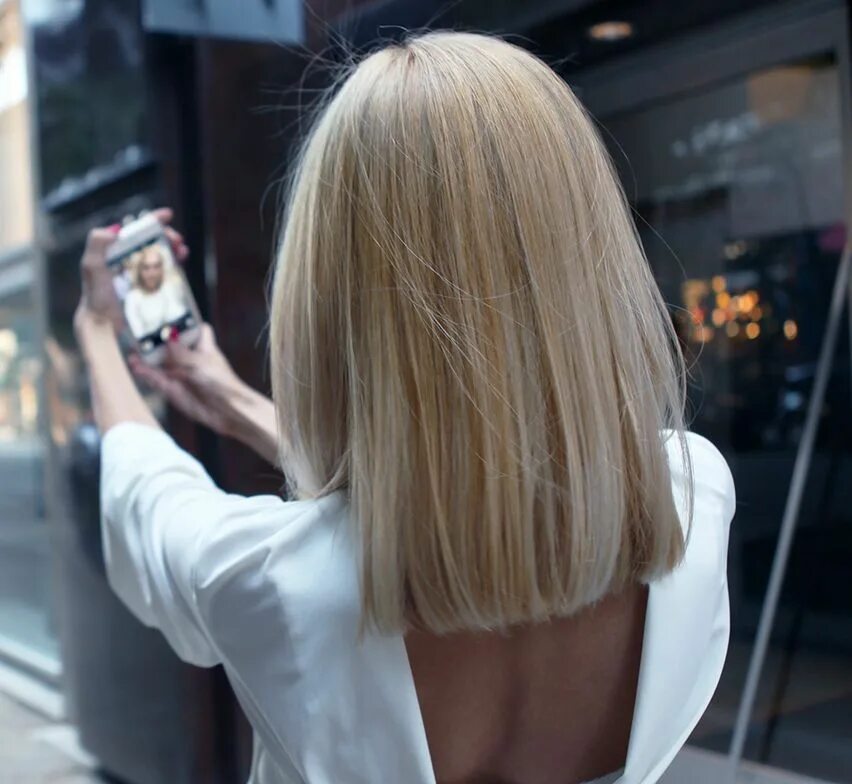 Каре светло русые волосы фото HOW-TO: Grown-out Ombre Transformed into an Edgy, Blonde Lob Прически для волос 