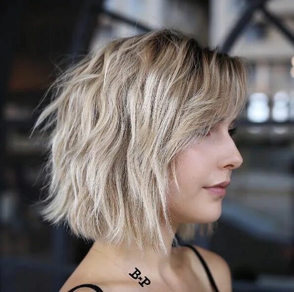 Каре текстурное стрижка Buddy Porter Messy bob hairstyles, Blonde hair with bangs, Short blonde hair