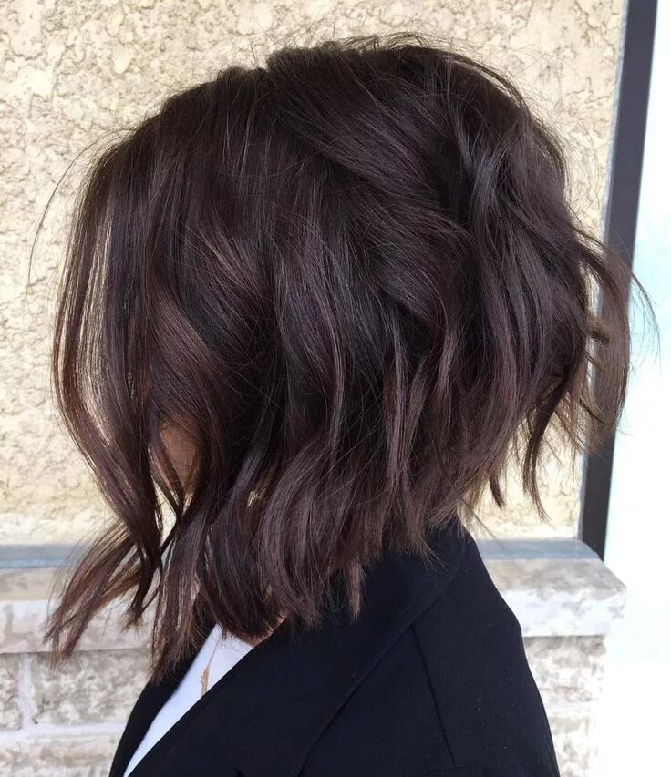 Каре темный цвет волос фото 42 Suggestions For Dark Brown Hair Color - Easy Hairstyles Wavy bob hairstyles, 