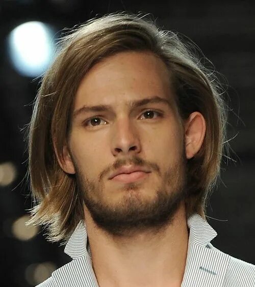 Каре у мужчин фото Каре с челкой на бок Long hair styles men, Men's long hairstyles, Boys haircuts