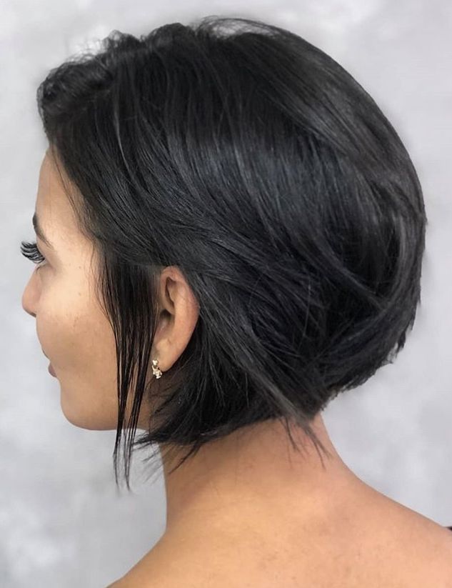 Каре укороченное сзади фото #pensenisso Short hair cuts for women, Long hair styles, Girl haircuts
