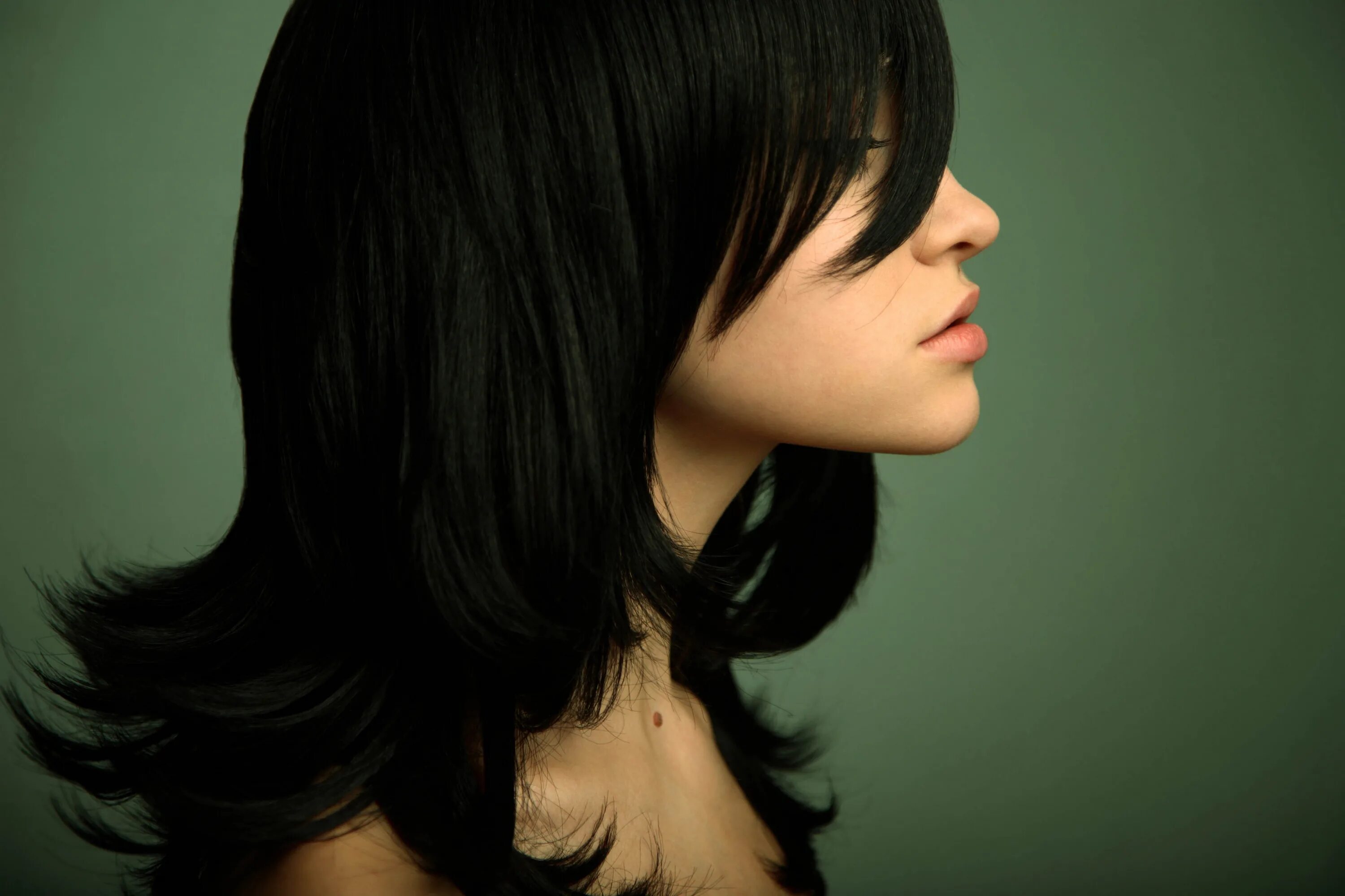 Каре в профиль фото Wallpaper : face, model, long hair, brunette, profile, black hair, mouth, nose, 