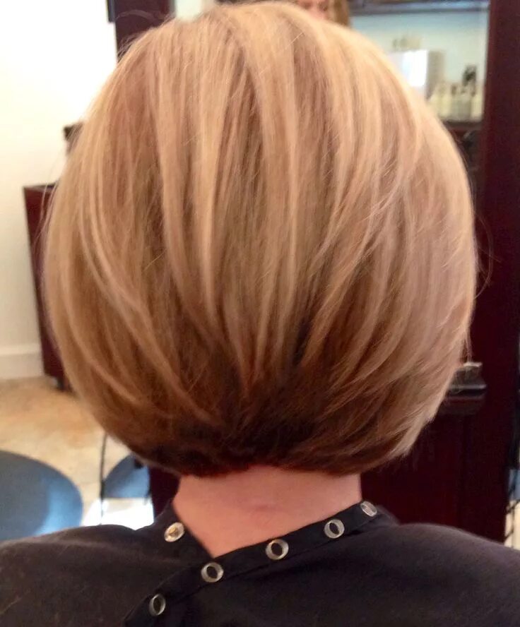 Каре вид сзади фото Blonde stacked bob Bobs for thin hair, Hair cuts, Short hair hacks