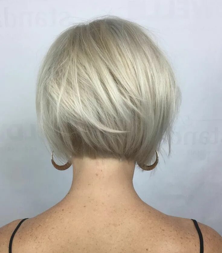 Каре вид сзади затылок фото Pin on Latest bob haircuts