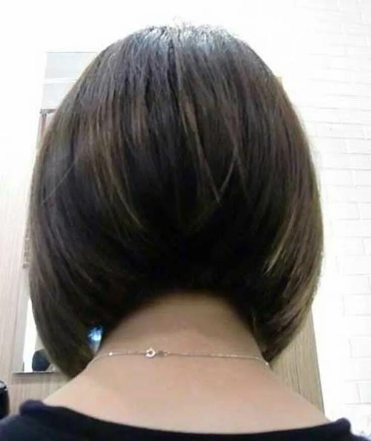 Каре вид сзади затылок фото Pin by Nalon Johnson on hair styles Concave bob hairstyles, Stacked bob hairstyl