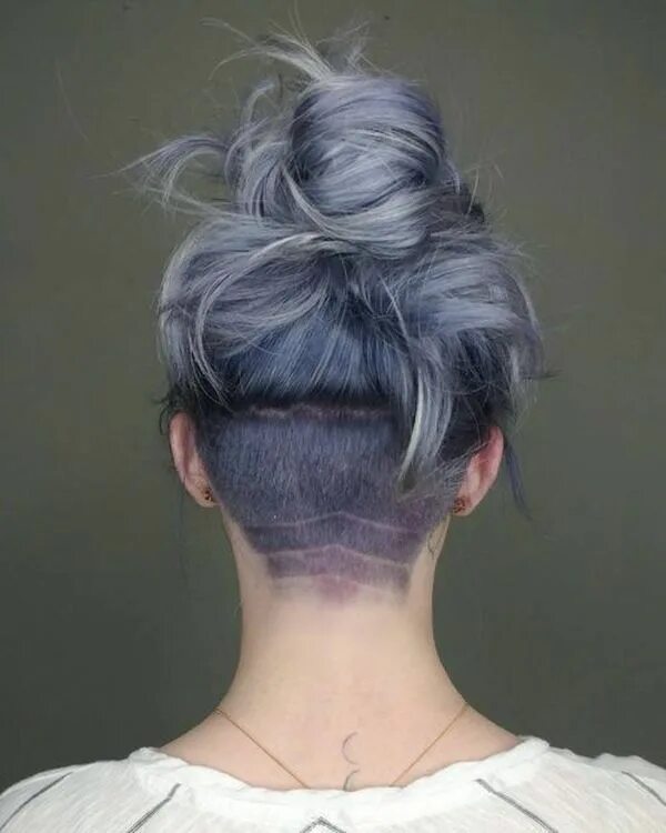 Каре выбритый затылок фото Long Hairstyles in Gradient Fashion Undercut hairstyles, Undercut long hair, Sha