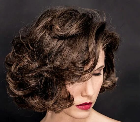 Каре вьющиеся стрижки Képeken 6 nagyon nőies félhosszú frizura 2015-re Hair guide, Hair hacks, Hairsty