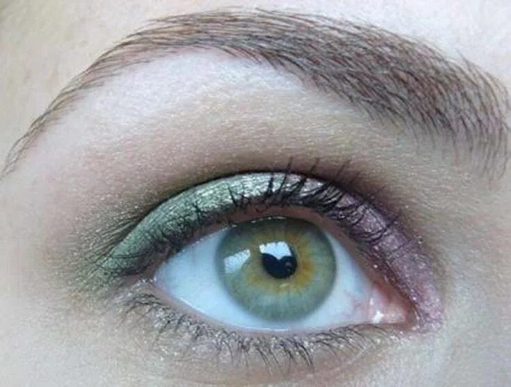 Каре зелено серые глаза фото Green is listed (or ranked) 8 on the list The 10 Best Eyeshadow Colors for Hazel