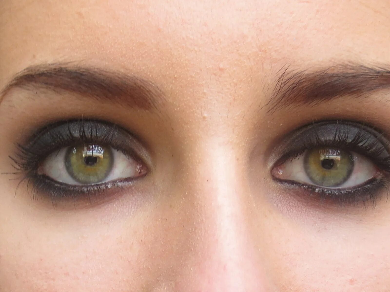 Каре зеленые глаза фото Simple Smokey Eye Makeup Clearance fillerpro.com
