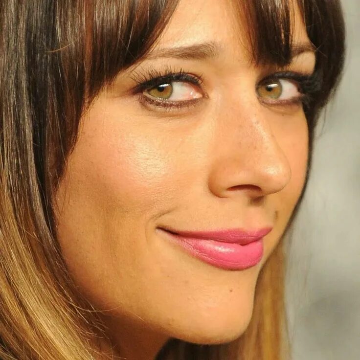 Каре зеленые глаза цвет волос фото Pin by Pinner on celebs and their progeny Oscars makeup, Celebrity makeup, Rashi
