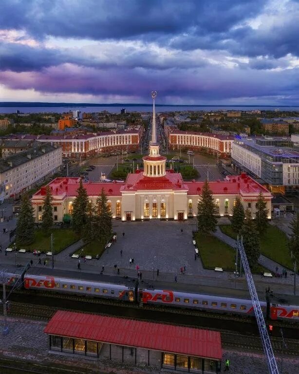Карелия столица республики фото apartments "9 Nochey" 5 Tsentre Petrozavodska Shotmana 3 1 Apartments