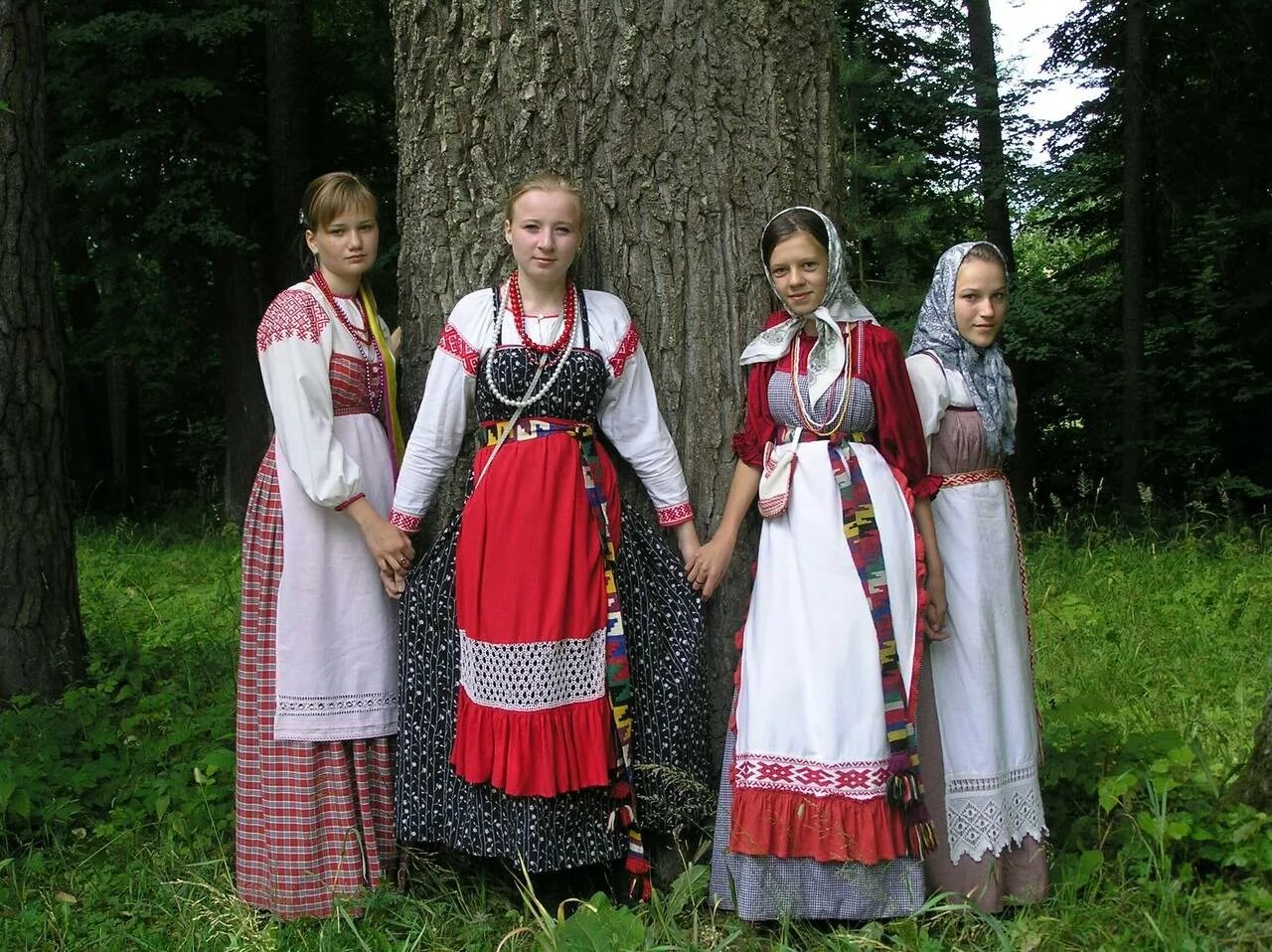 Карельский женский костюм национальный фото Коми костюмы национальные женские: найдено 89 картинок