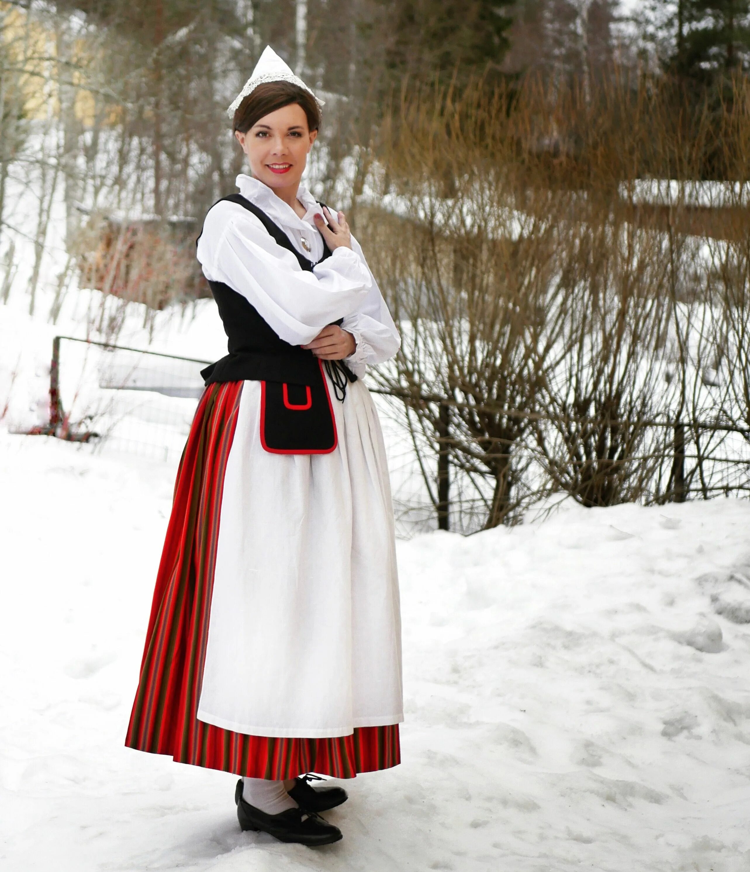 Карелы народный костюм фото Sulkavan kansallispuku