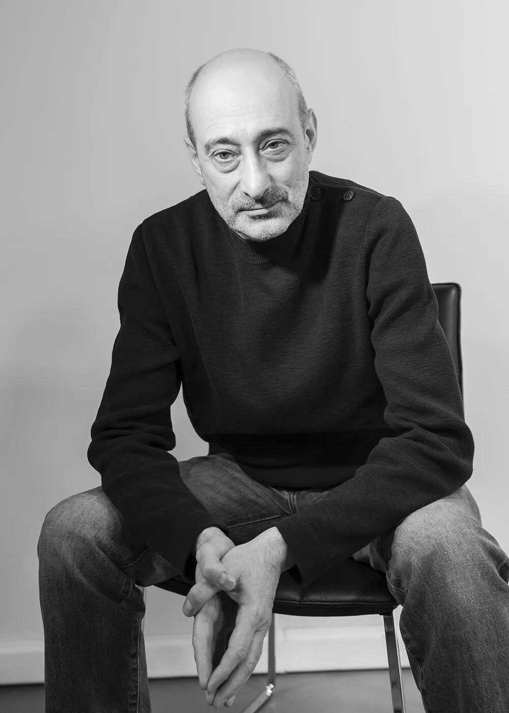 Карен бадалов артист фото "На роли евреев у нас есть русский актер Карэн Бадалов" - "Республика"