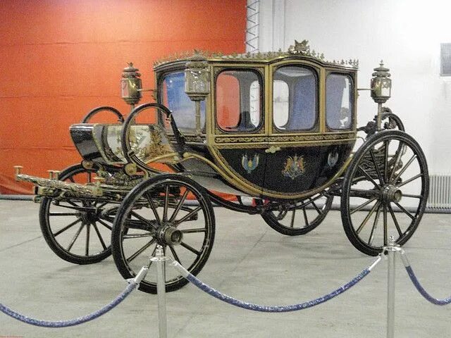Карета 19 века фото Royal Carriage Horse wagon, Horse drawn wagon, Horse and buggy