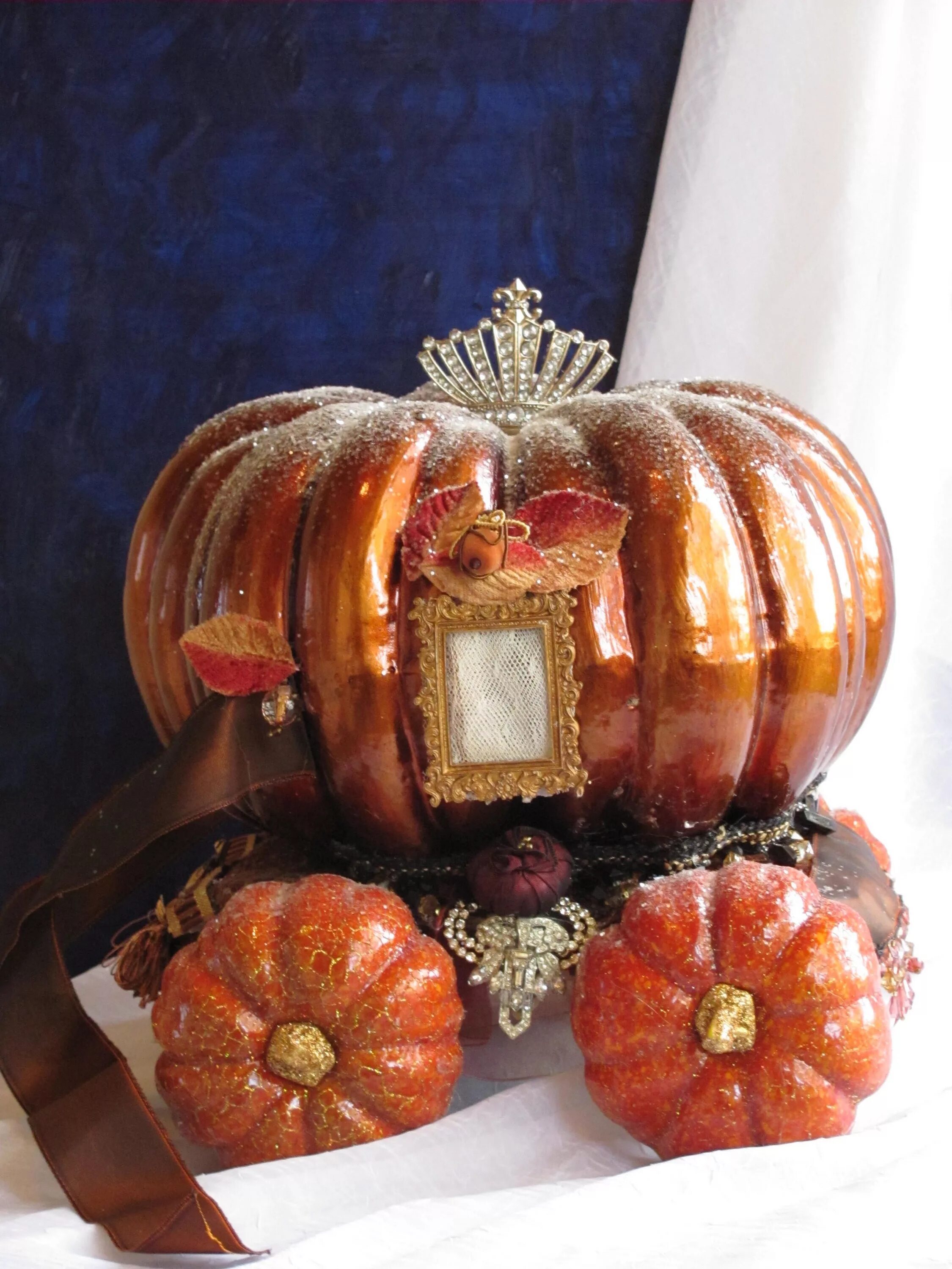 Карета из тыквы фото Cinderella's carriage Cinderella pumpkin, Cinderella pumpkin carriage, Pumpkin h