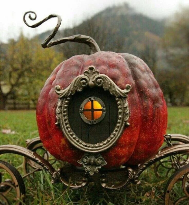 Карета из тыквы фото Pin by Tristine Gunderson on Wee Things Cinderella pumpkin carriage, Cinderella 