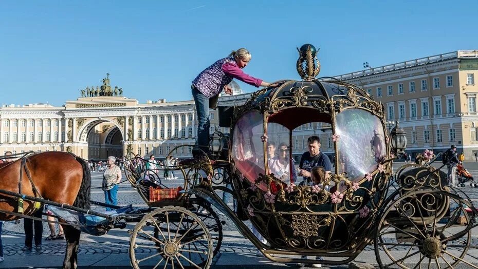 Карета невский просп 126 2 фото Турсообщество призвало Беглова не продлевать ограничения в Петербурге