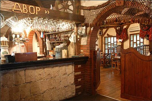 Каретный двор фото Permanently closed: Karetny Dvor, restaurant, Moscow, Povarskaya Street, 52/55с3