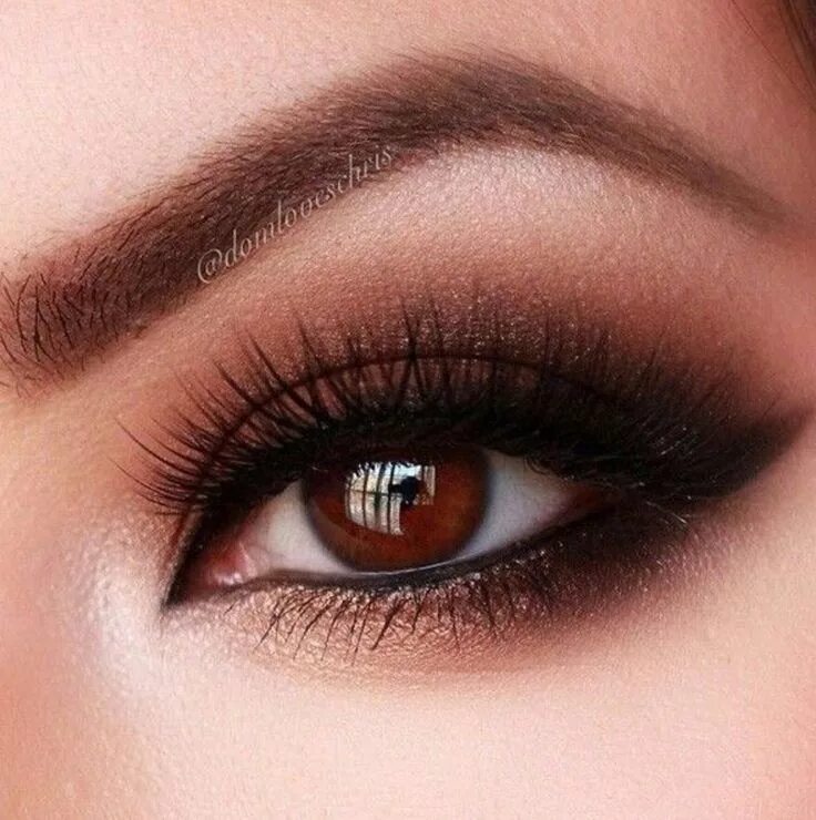 Кари глаза одежда цвет фото Épinglé par Lesley Scott sur makeup tips Maquillage yeux marrons, Maquillage yeu