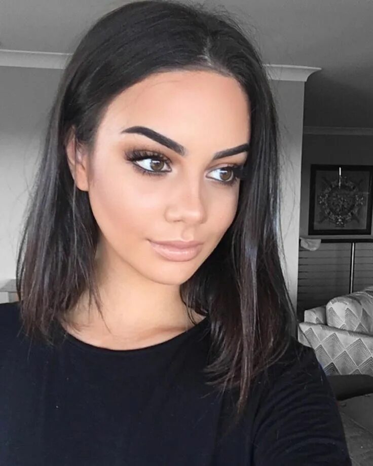 Карие глаза и черные брови фото Pin on BELLA FIORI Hair makeup, Hair beauty, Beauty makeup