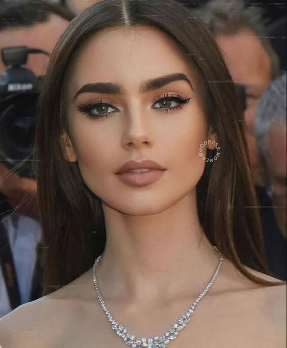 Карие глаза и черные брови фото Pin by All Beauty brands Beauty Re on Wadding Makeup Prom makeup for brown eyes,