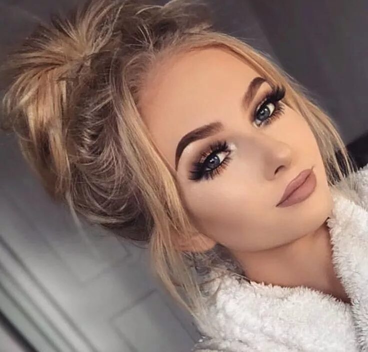 Карие глаза со светлыми волосами фото Pin by Nina Moroz on Makeup Looks Hair makeup, Makeup looks, Pretty makeup