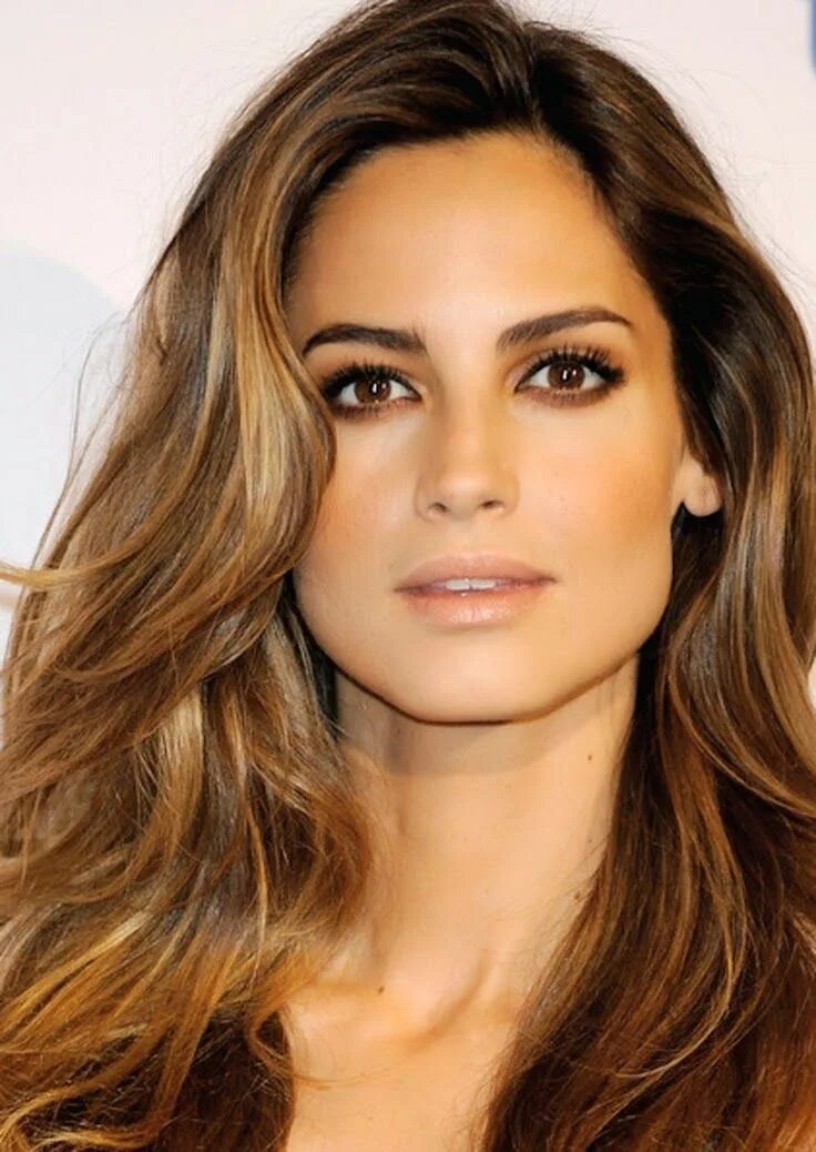 Карие глаза цвет волос подходит фото Le "BRONDE" Hair, la nouvelle it-tendance capillaire dont raffolent les stars - 