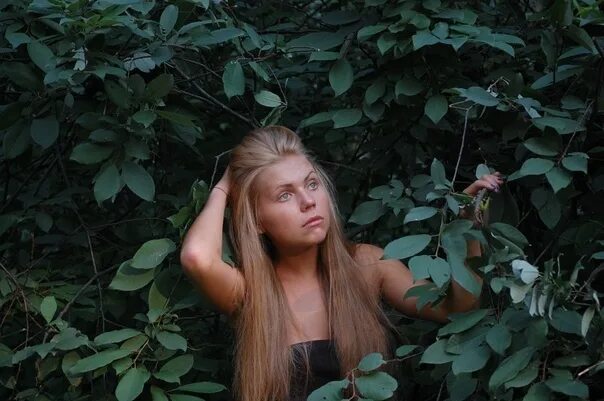 Карина кросс фото без макияжа Karina Cross shared a photo from adolescence Fans noted that before the girl loo