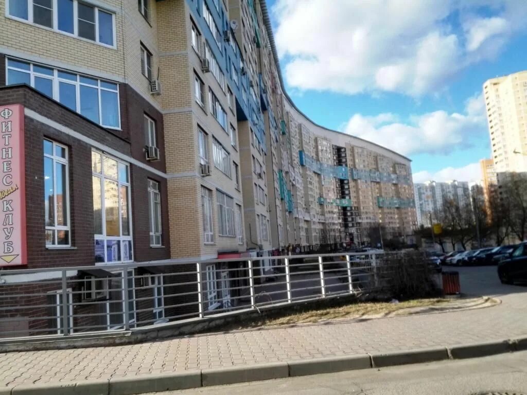 Карина ул комарова 2 корп 2 фото Продажа однокомнатной квартиры Мытищи, улица Комарова 2к3, цена 5500000 рублей, 