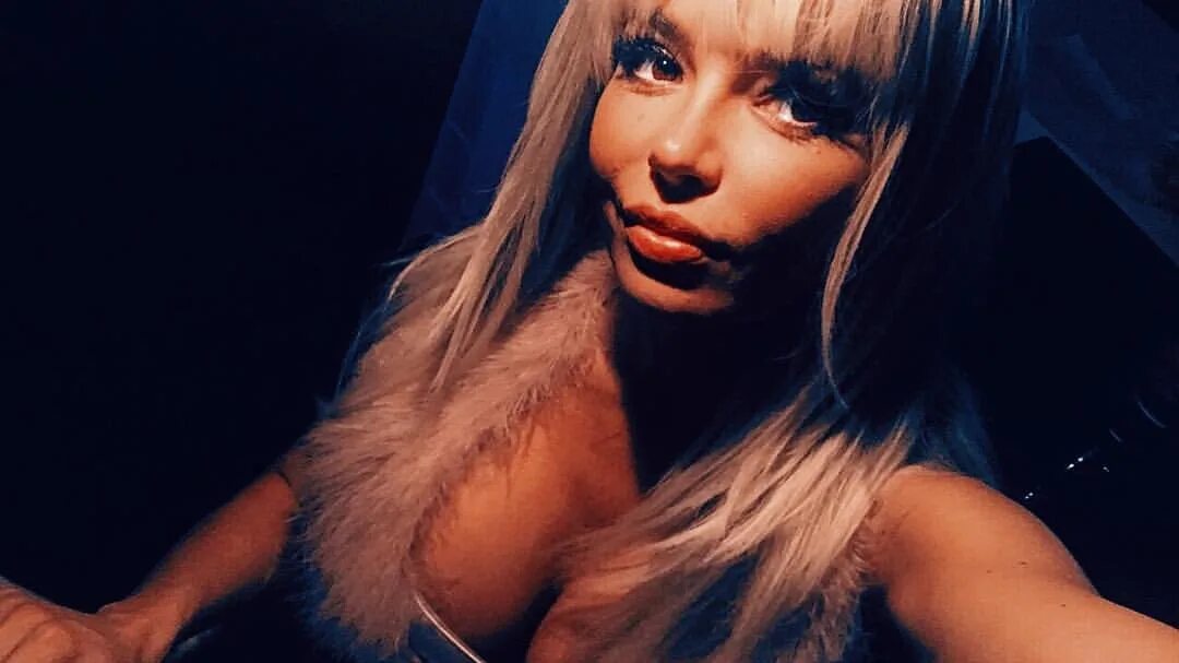 Карина зверева фото на столе Картинки СЫН КАРИНЫ ЗВЕРЕВОЙ