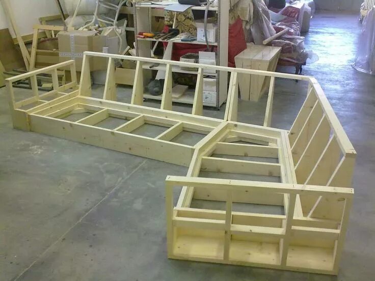 Каркас дивана фото realizzazione fusto in legno Diy furniture table, Wooden sofa designs, Diy garde