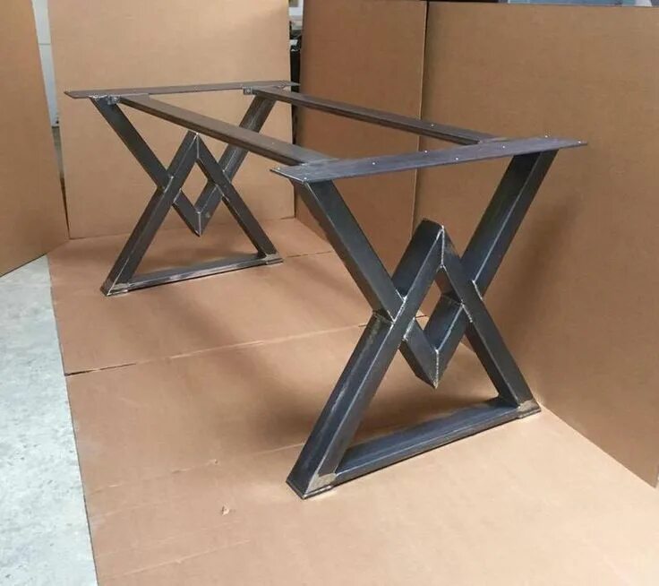 Каркасы столов металлические в стиле лофт Base de table à manger Diamond, base industrielle, base de table à manger robust