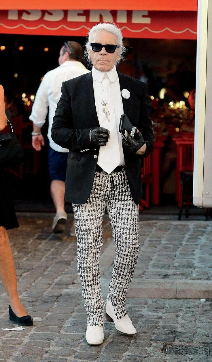 Карл лагерфельд фото одежды The International Best-Dressed List Hall of Fame Inductees, 2004-2017 Karl lager