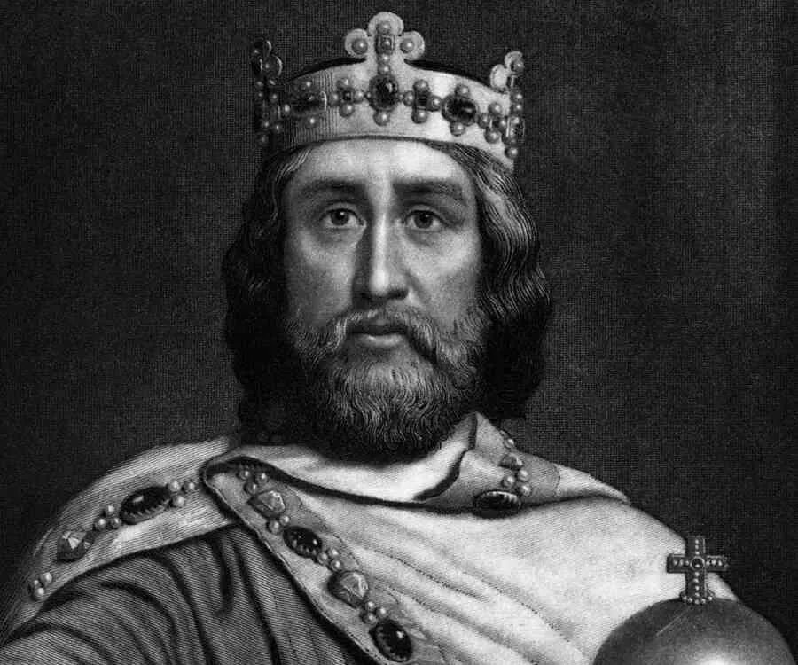 Карл великий фото по истории Charlemagne Biography - Facts, Childhood, Family Life & Achievements