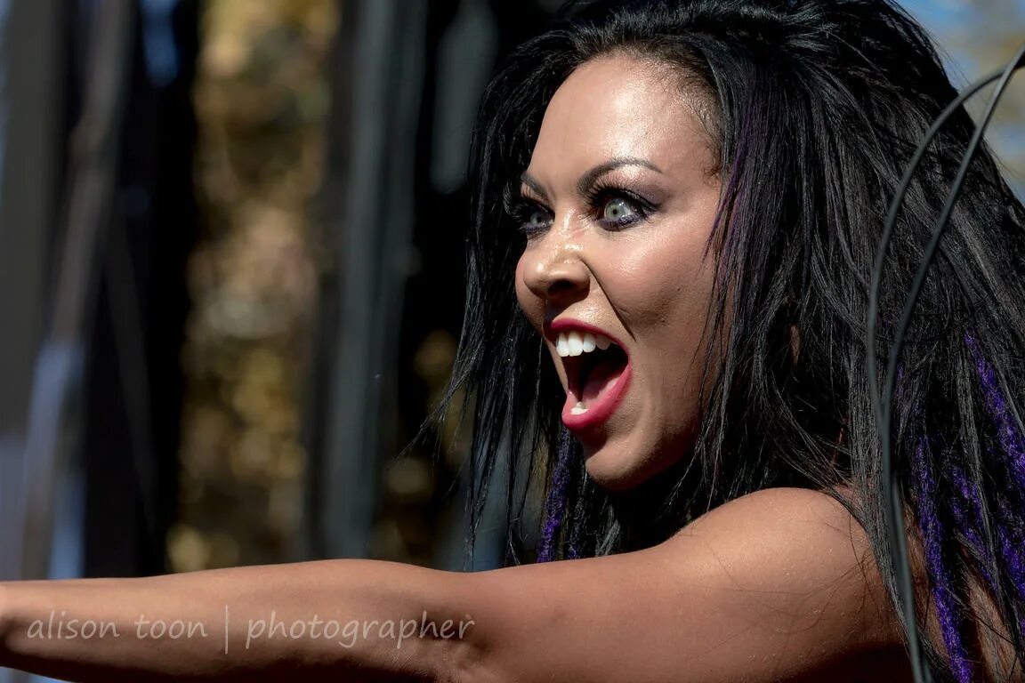 Карла харви фото ALISON TOON PHOTOGRAPHER Carla Harvey, vocals, Butcher Babies