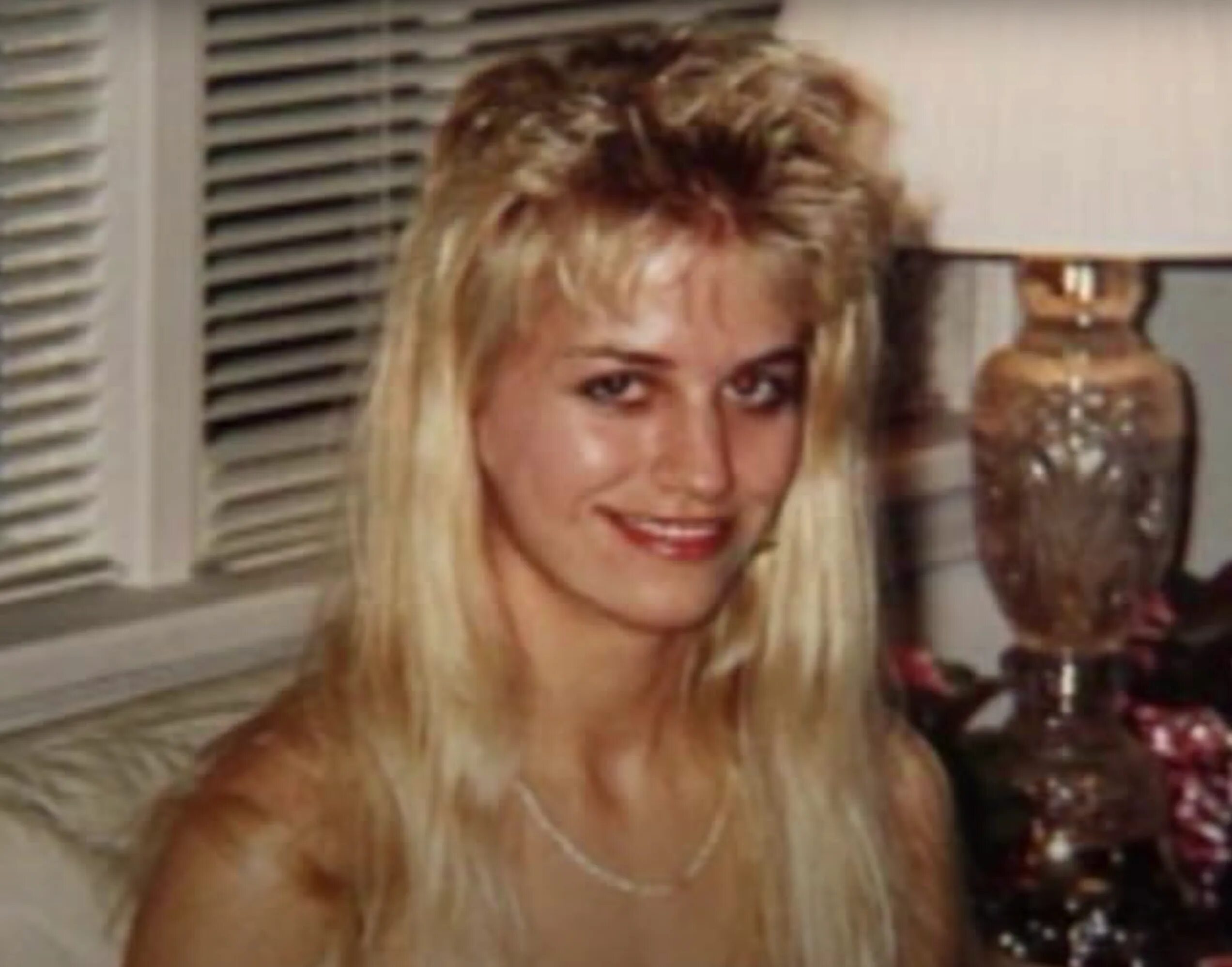 Карла хомолка сейчас фото Who were the 'Ken and Barbie killers'? The shocking crimes of Karla Homolka and 