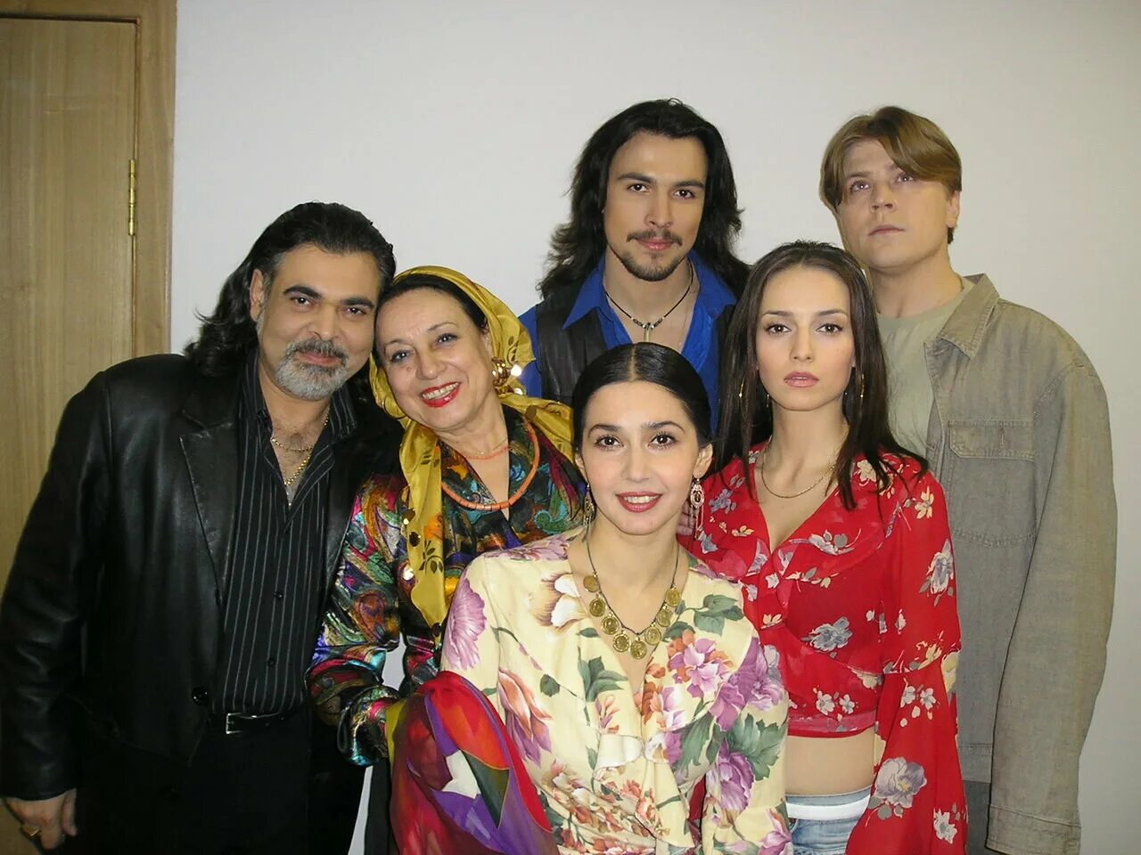 Кармелита актеры и роли фото Фото: Кармелита / Кадр со съемок сериала "Кармелита" (2005) #2535461