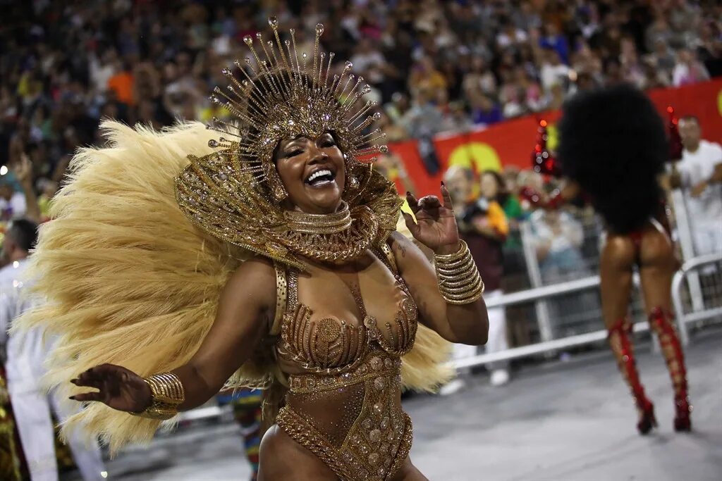 Карнавал горячие фото PHOTOS Brazil carnival returns at full steam; record tourism expected City Press