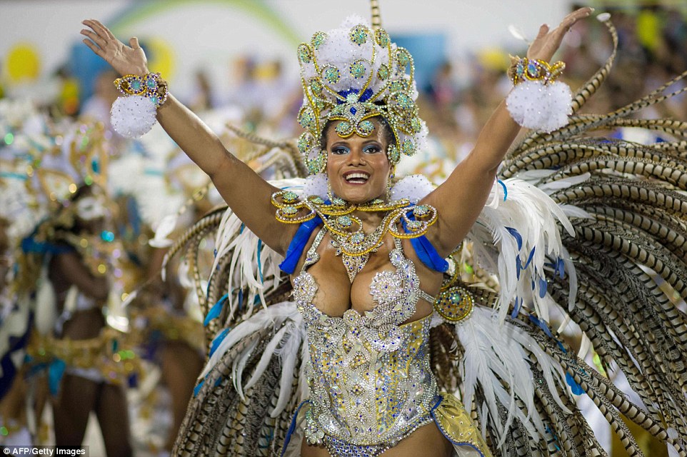Карнавал и стоун фото Rio de Janeiro’s carnival reached an exciting conclusion in the Sambadrome stadi