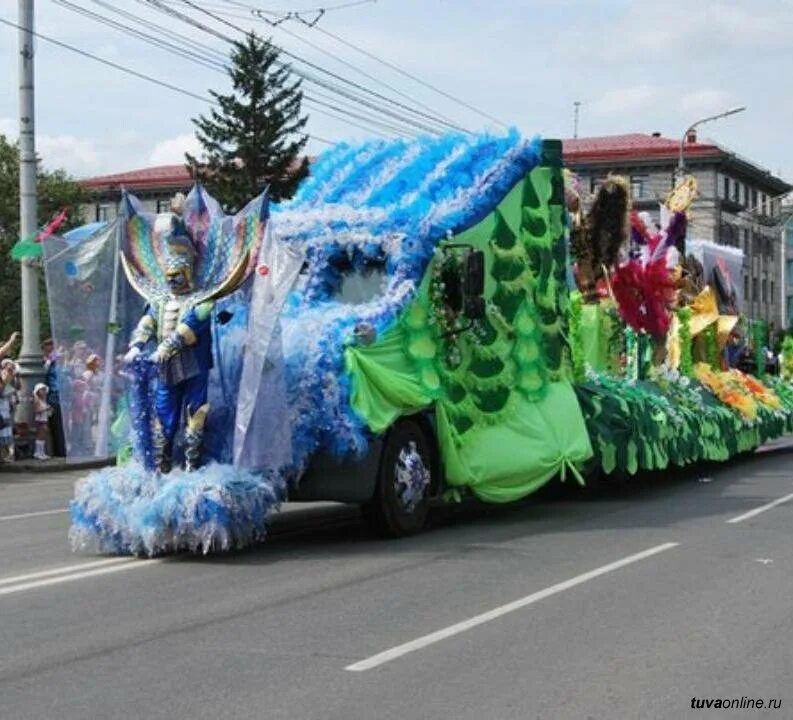 Карнавал машина как выглядит Власти Кызыла проведут День города - 27 августа - при поддержке организаций и пр