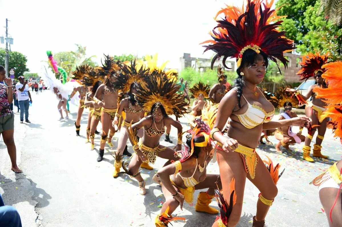 Карнавал отпуск фото $298 Antigua to Anguilla