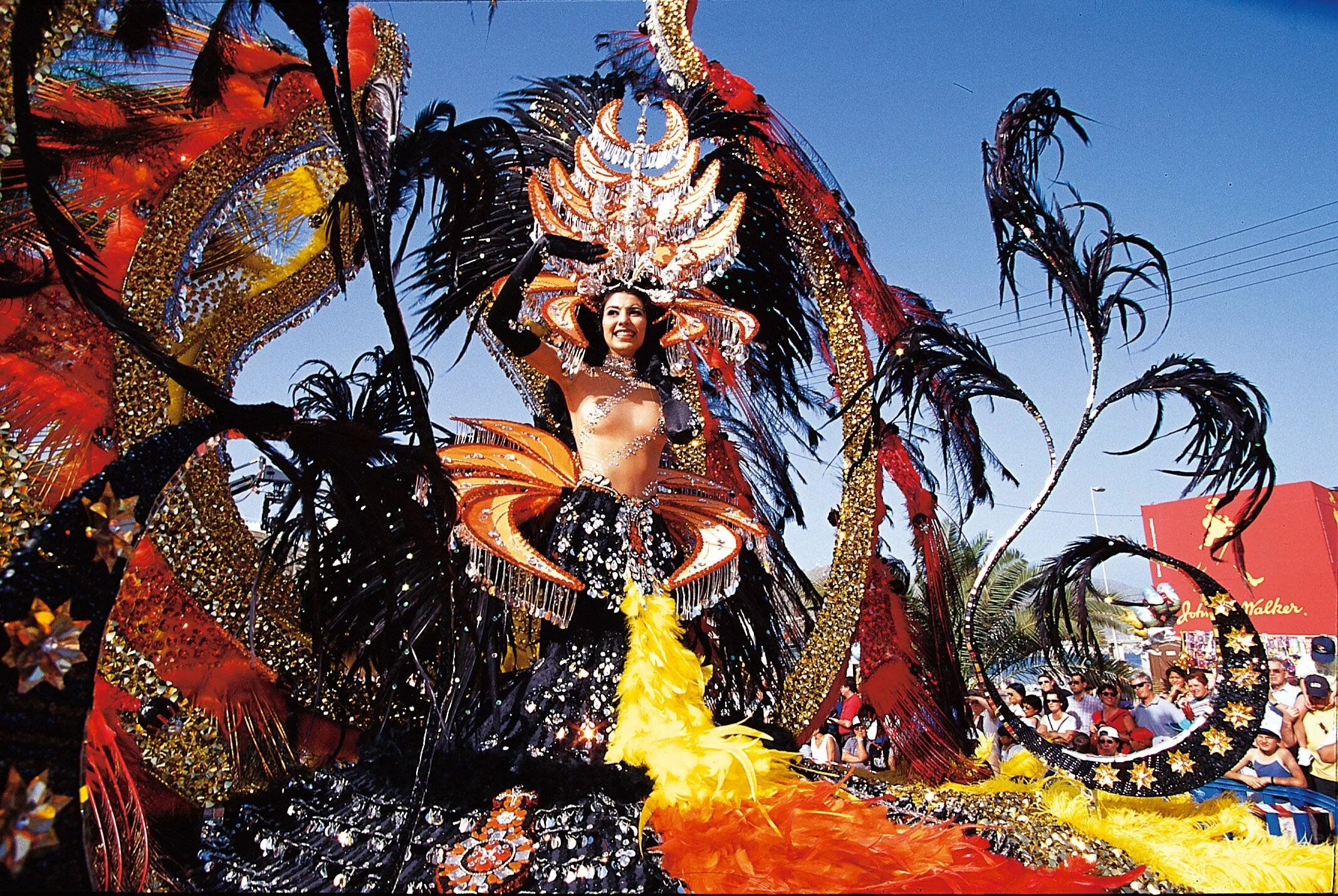 Карнавал отпуск фото Tips for Cadiz Carnaval 2015 from a travel bloggers perspective - what you need 