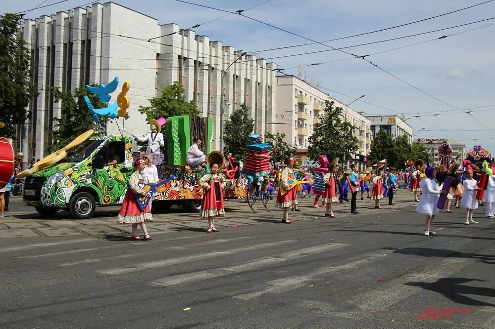 Карнавал ул спартака 24 фото Карнавал пермь