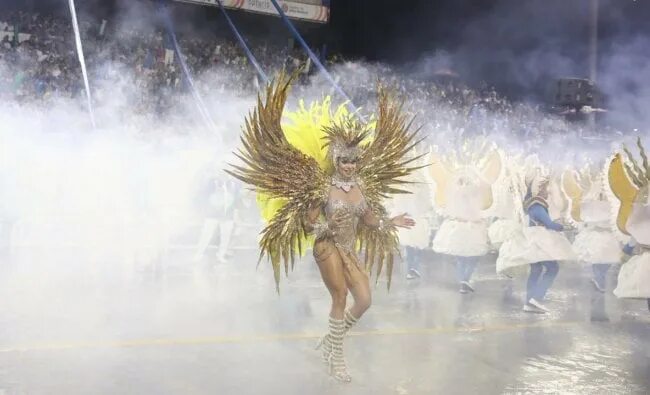 Карнавал в рио де жанейро 2024 фото World’s biggest carnival kicks off in Rio de Janeiro (PHOTOS, VIDEO)