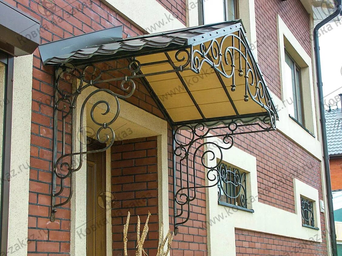 Карниз над крыльцом частного дома фото Кованый козырек над крыльцом № 2747 - от 164 000 ₽ за козырек