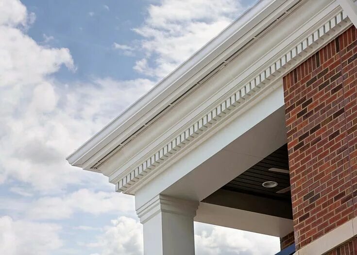 Карниз здания фото Fiberglass Cornice with Dentils Colonial house exteriors, Cornice design, Cornic