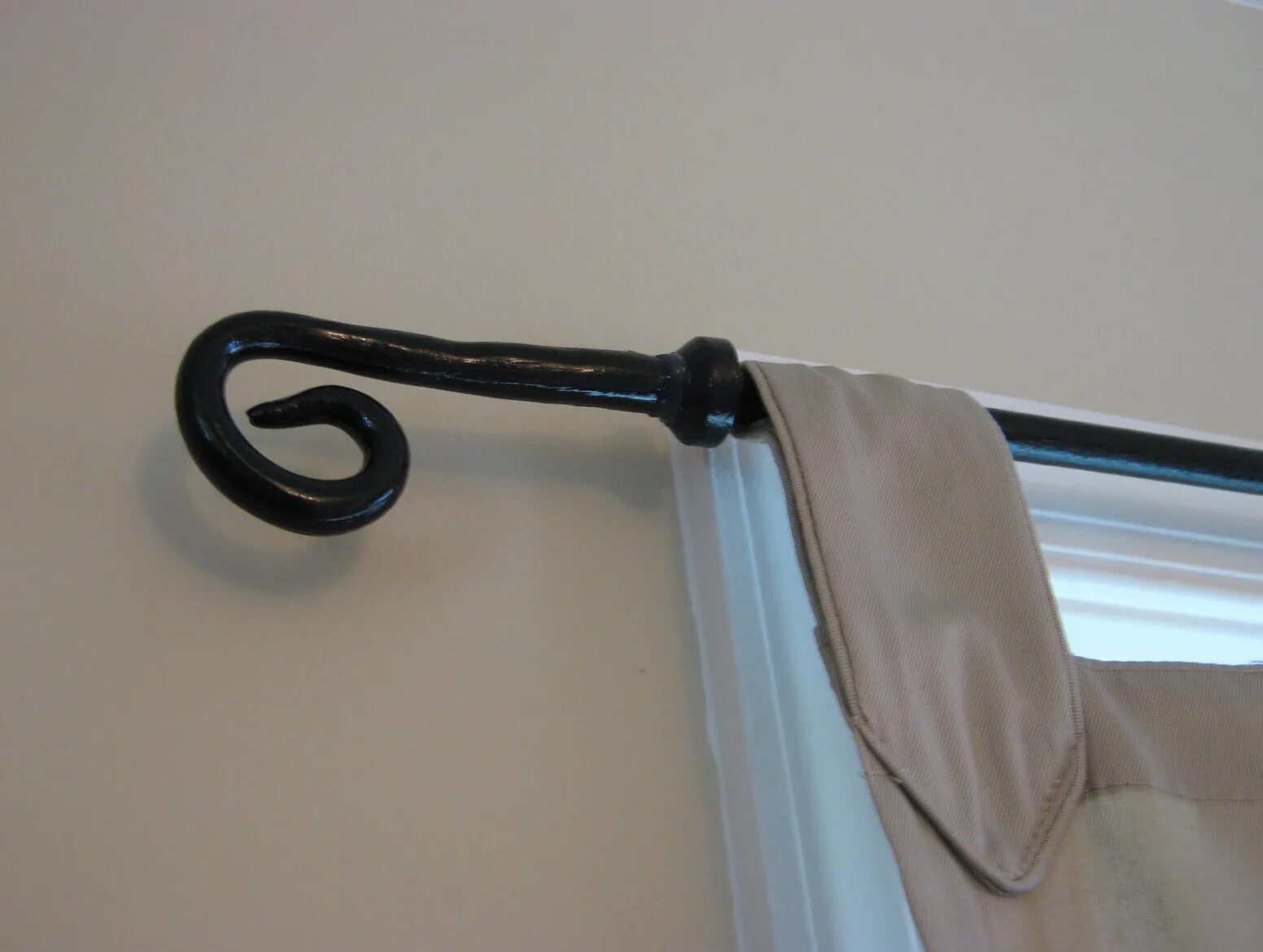 Карнизы для штор своими руками фото Cast Iron Curtain Rods Home Design Ideas