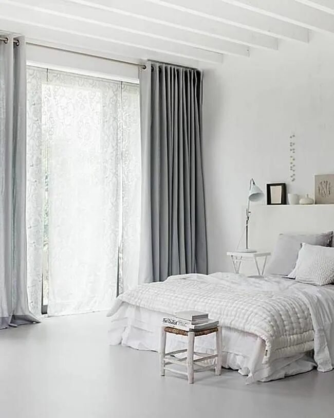 Карнизы в интерьере спальни фото Estores y cortinas en la decoración escandinava Tende per la camera da letto, Id