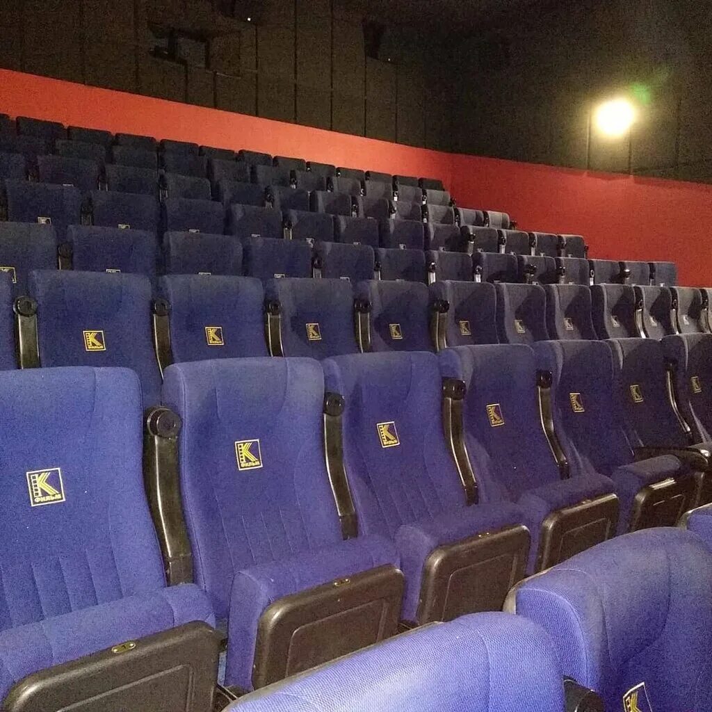 Каро 6 будапешт фото Permanently closed: Karo, cinema, Moscow, Sevastopolskiy Avenue, 11Е - Yandex Ma